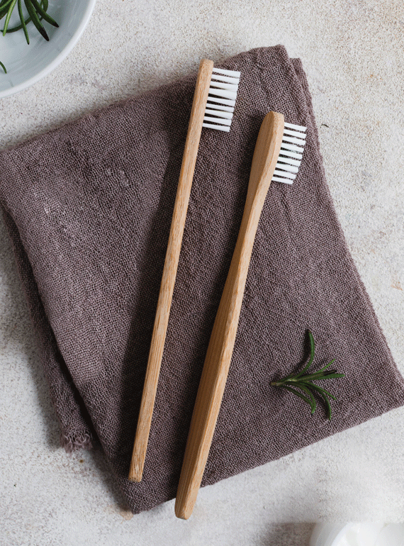 Swanfeat-Toothbrush-2